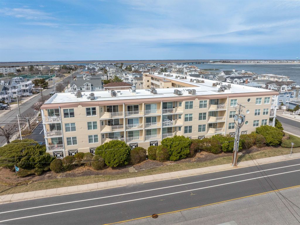 Photo of 700 First Ave Ave #215, Avalon, NJ 08202 (MLS # 260664)