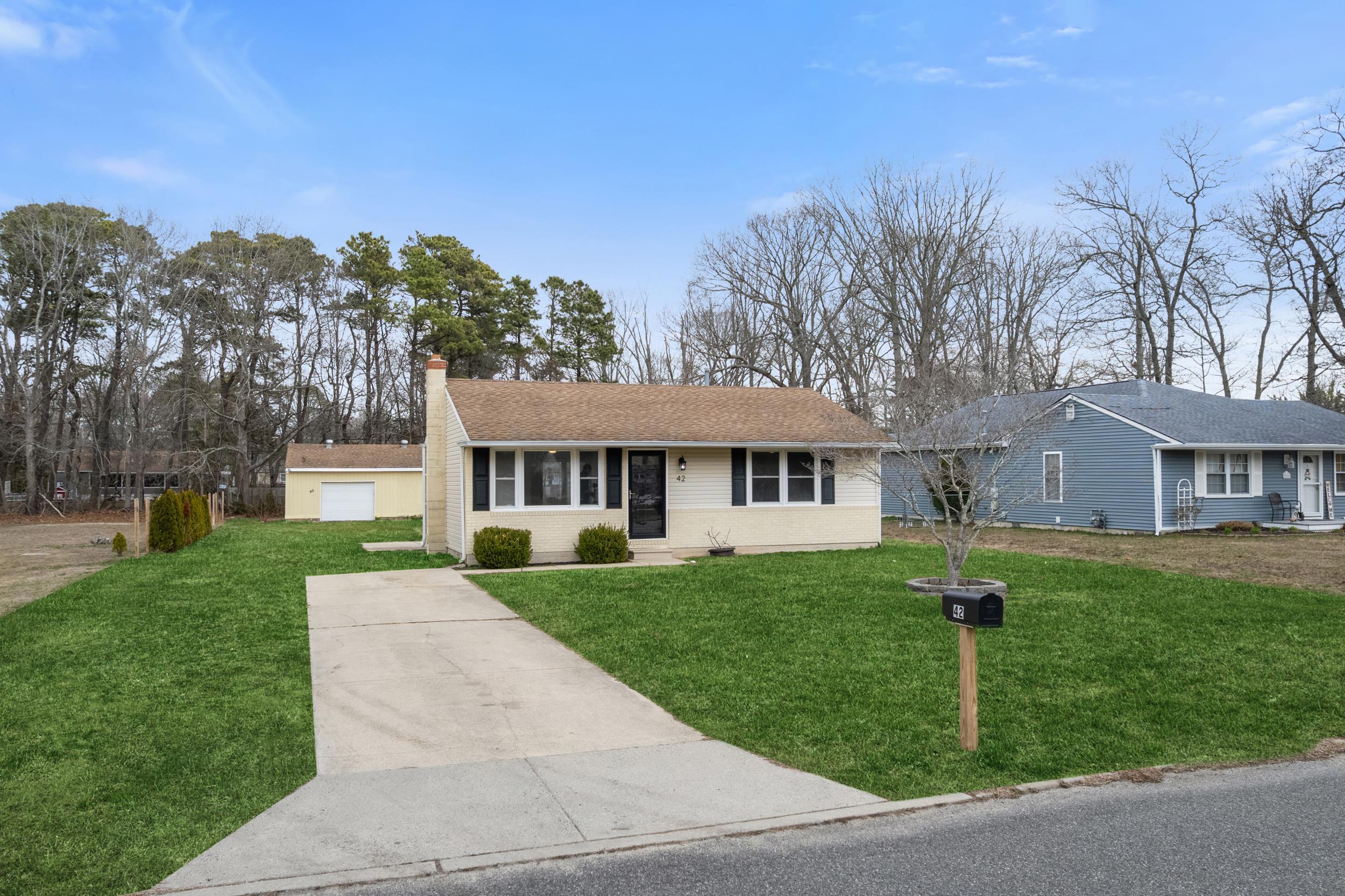 42 W Shell Bay Avenue, Cape May Court House, New Jersey image 1