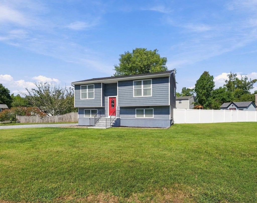 Photo of 105 Williams Street, North Cape May, NJ 08204 (MLS # 262651)