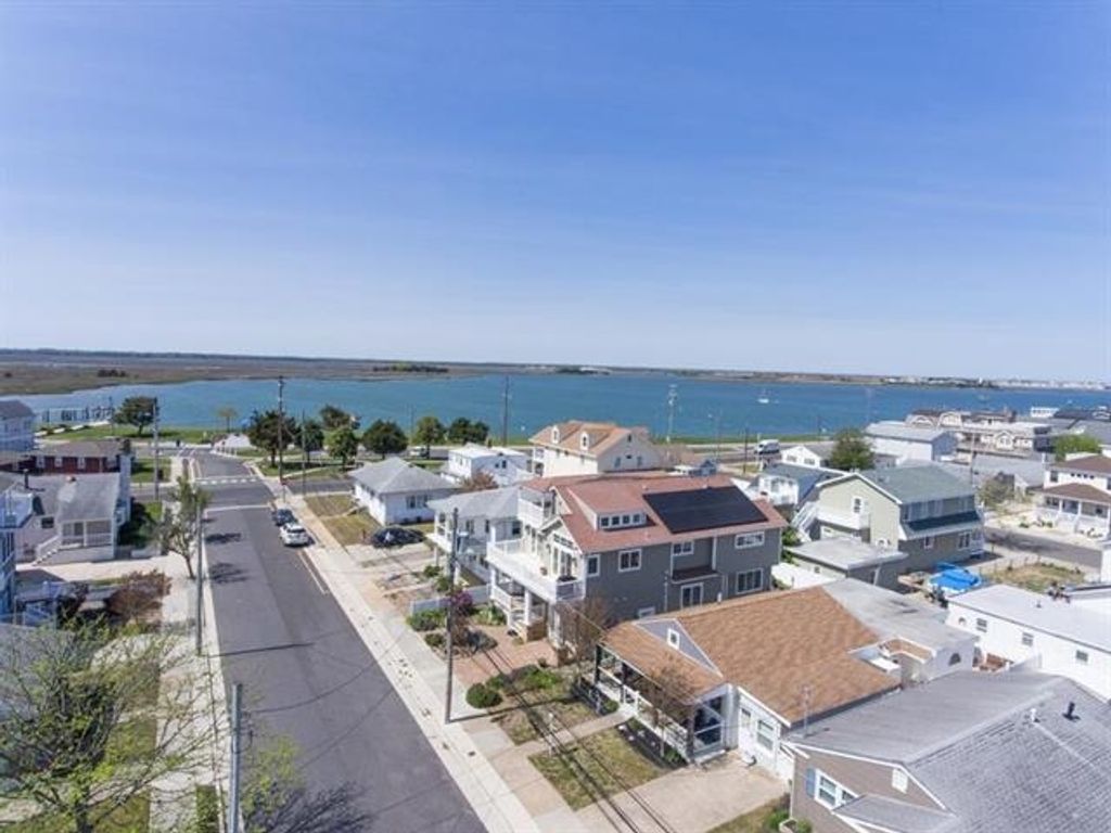 Photo of 107 E Miami Avenue, Wildwood Crest, NJ 08260 (MLS # 260671)