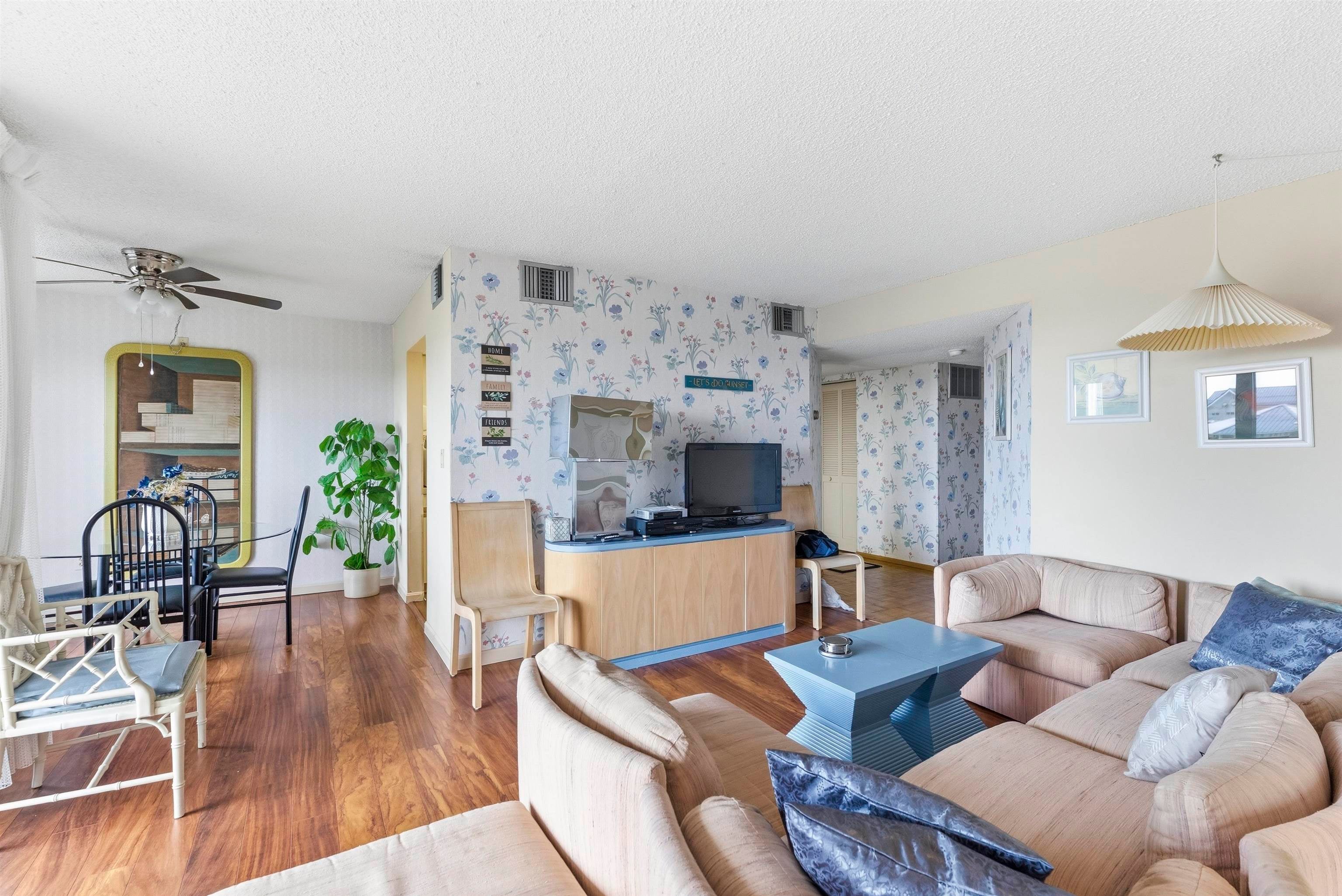 7100 Ocean Avenue 215