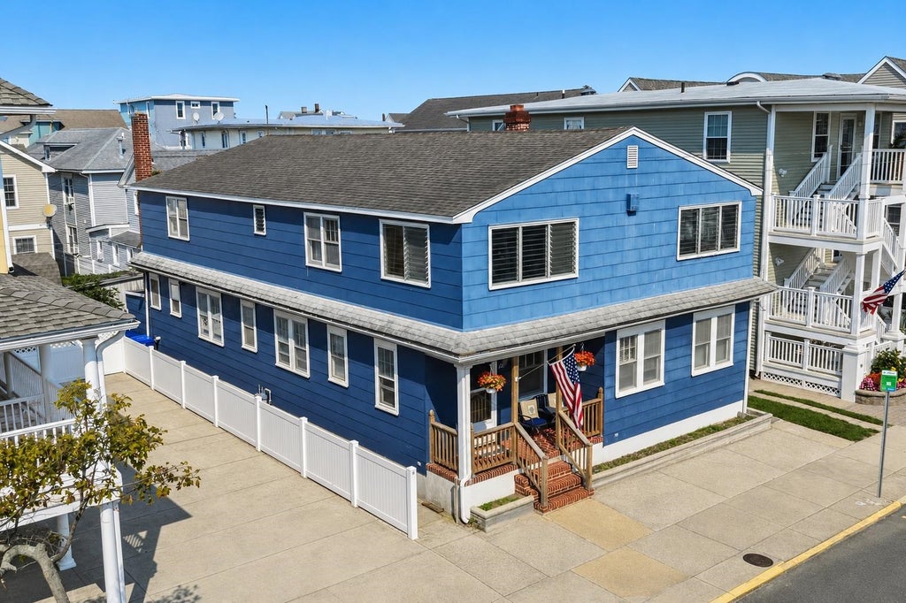Photo of 217 E glennwood Avenue, Wildwood, NJ 08260 (MLS # 262361)