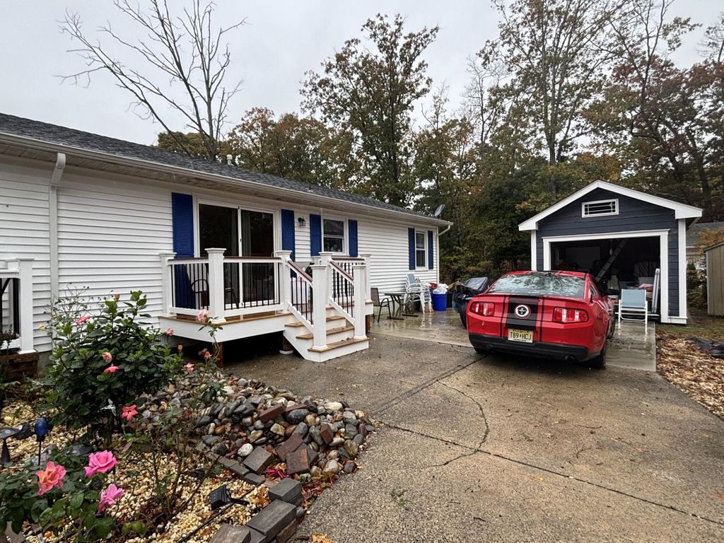 Photo of 6 Hawthorne Drive, Rio Grande, NJ 08242 (MLS # 253255)