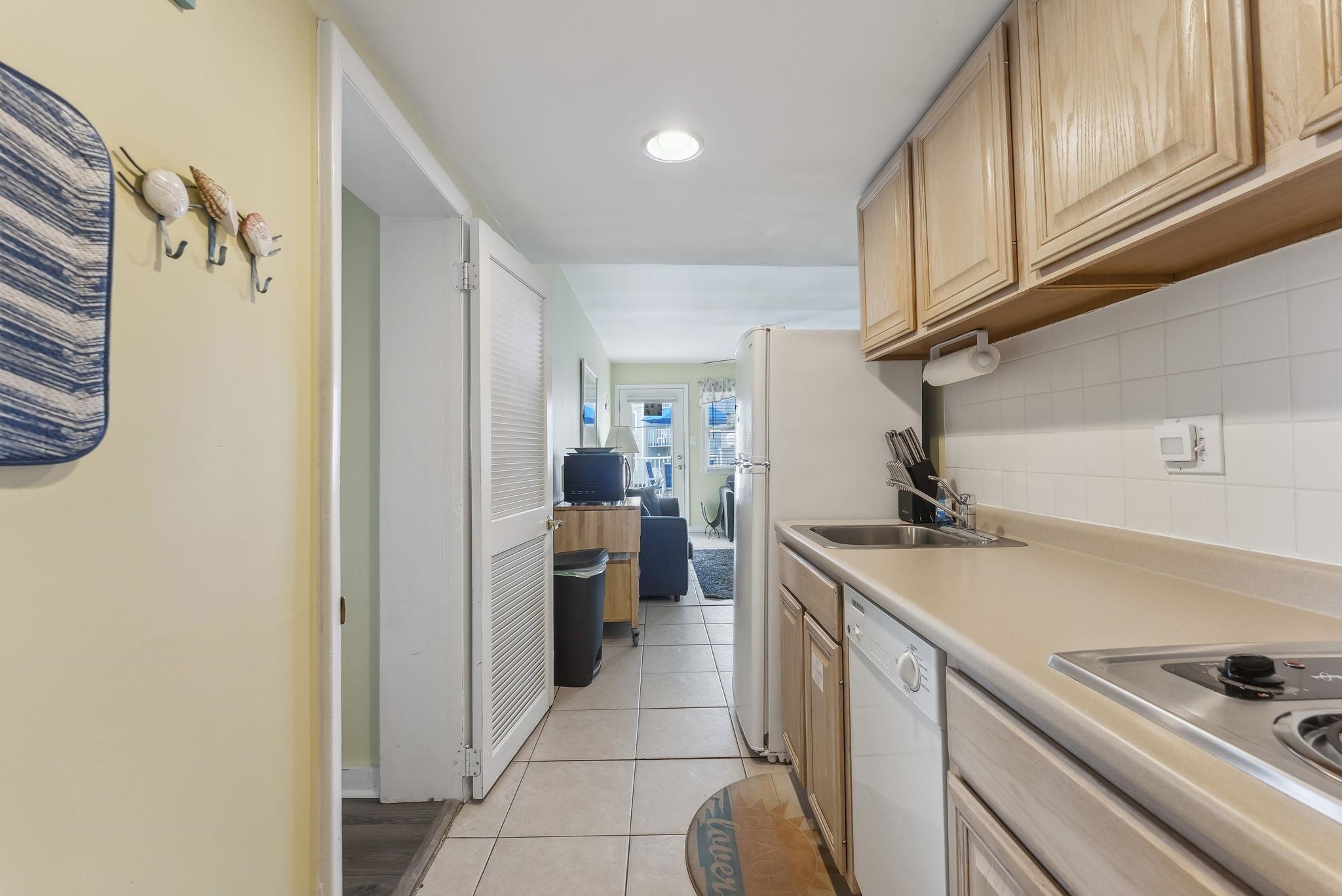 8401 Atlantic Avenue 210