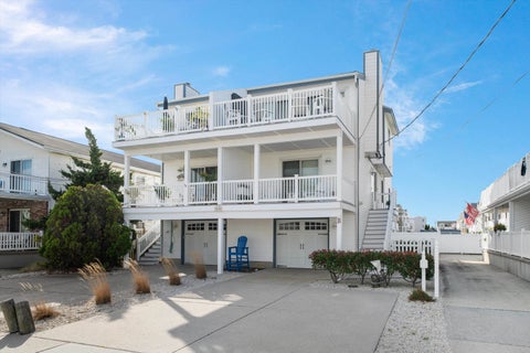 Townhouse For Sale - 5608 Landis Avenue #NORTH<br/> Cape May County, Sea Isle City, NJ 08243