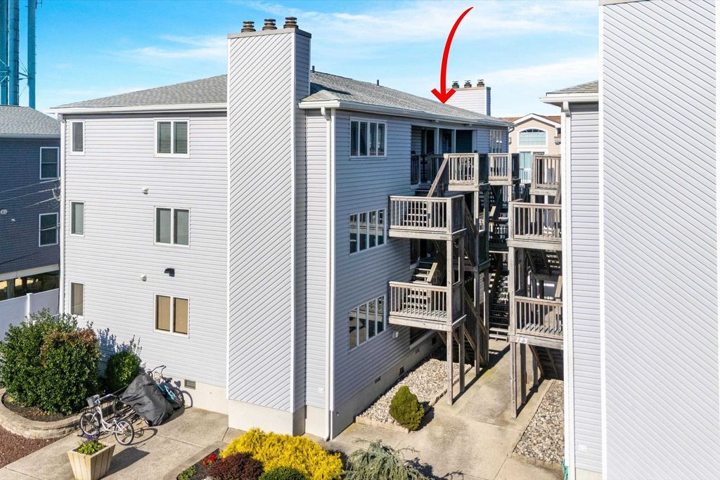 Photo of 127 40th Street #1F, Sea Isle City, NJ 08243 (MLS # 253188)