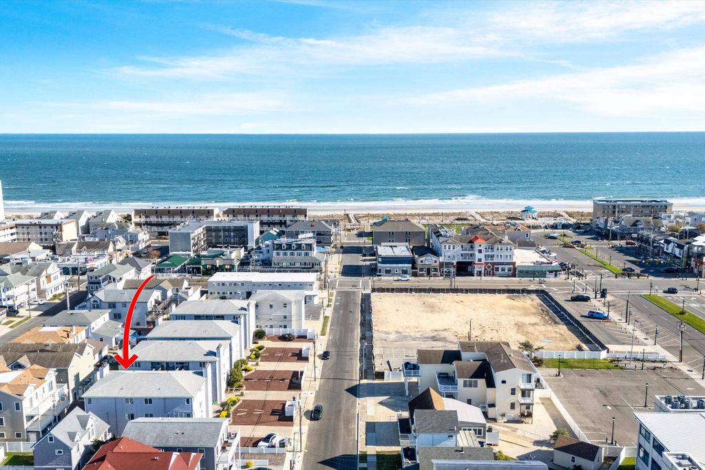 Photo of 127 40th Street #1F, Sea Isle City, NJ 08243 (MLS # 253188)
