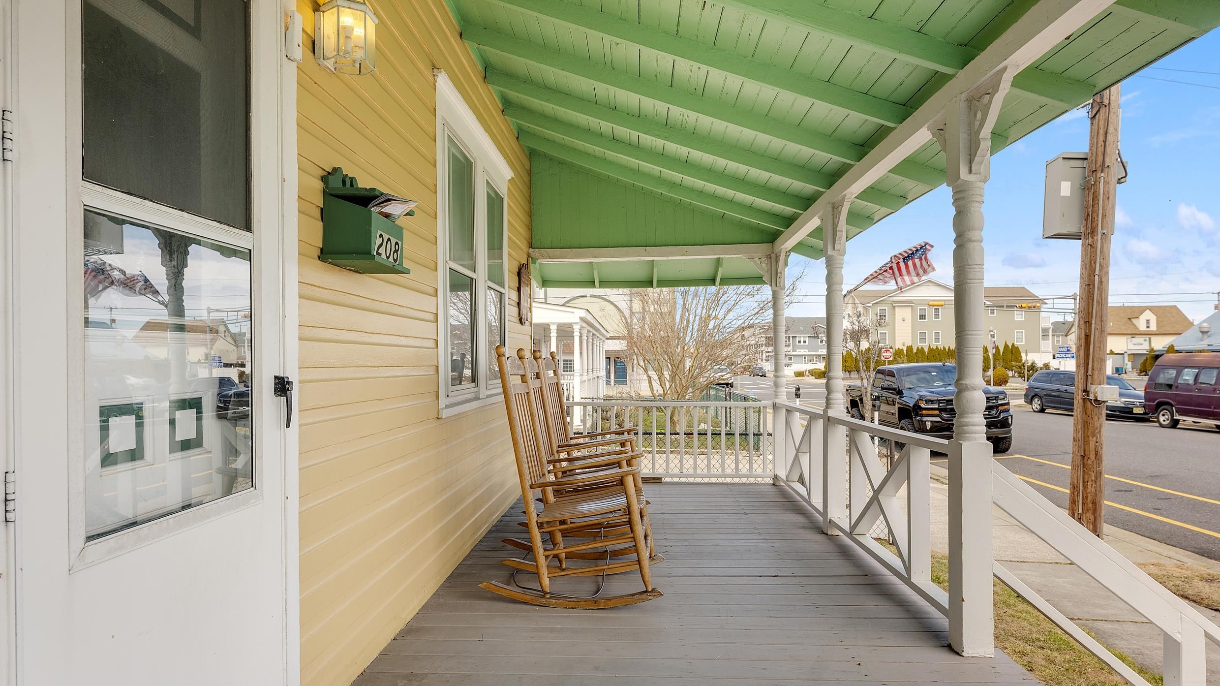 208 E Hand Avenue, Wildwood, New Jersey image 3