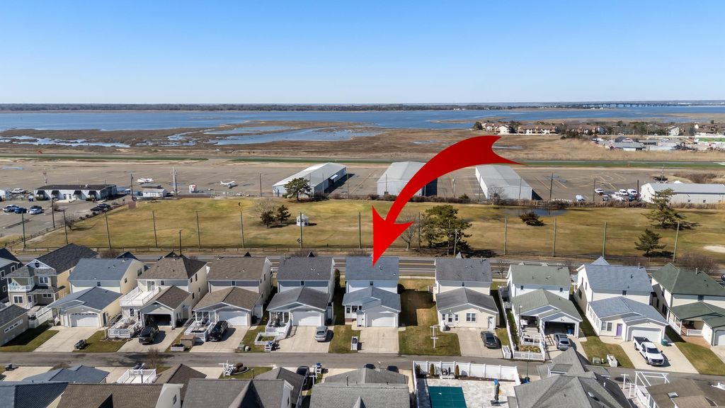 Photo of 2537 Bay Avenue, Ocean City, NJ 08226 (MLS # 260597)