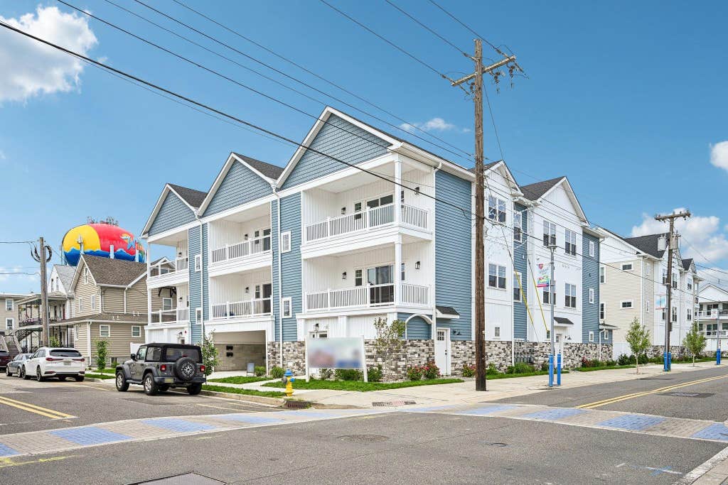 Photo of 157 E Spicer Avenue #111, Wildwood, NJ 08260 (MLS # 262221)