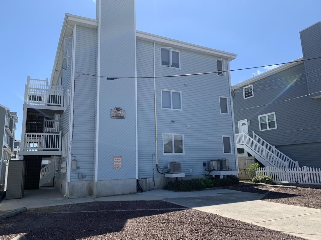 Photo of 114 37th Street #C-F, Sea Isle City, NJ 08243 (MLS # 260021)