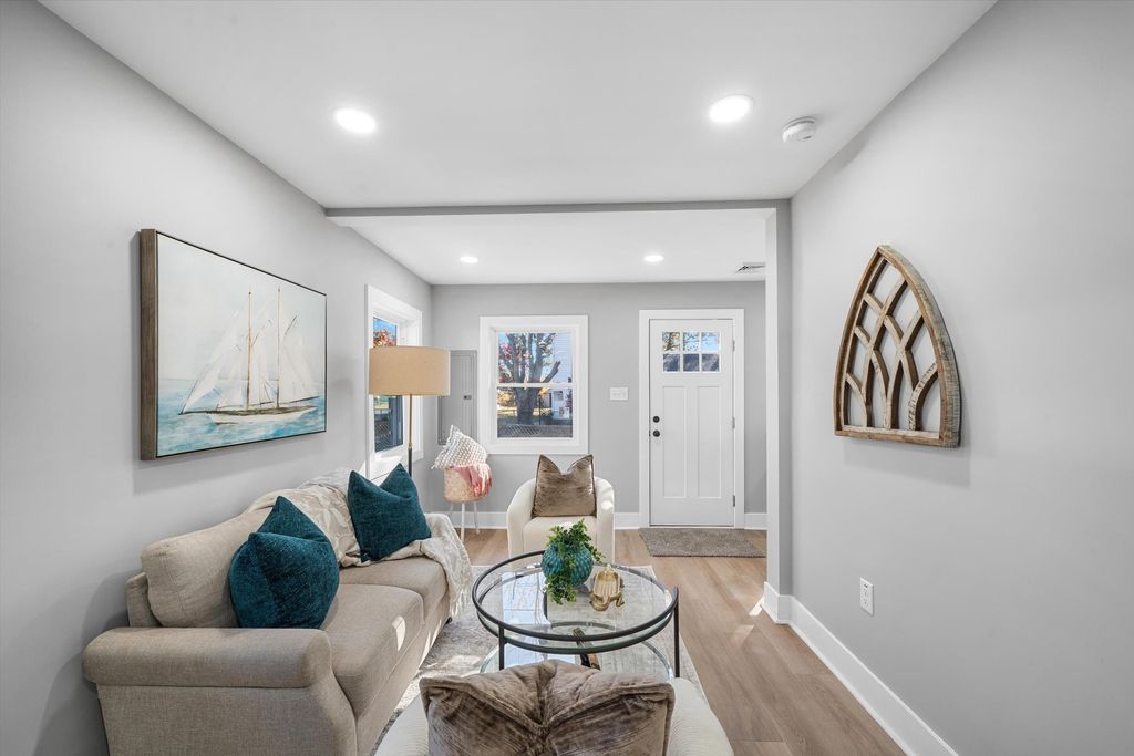 Photo of 7 Tulip Avenue, Villas, NJ 08251 (MLS # 253372)