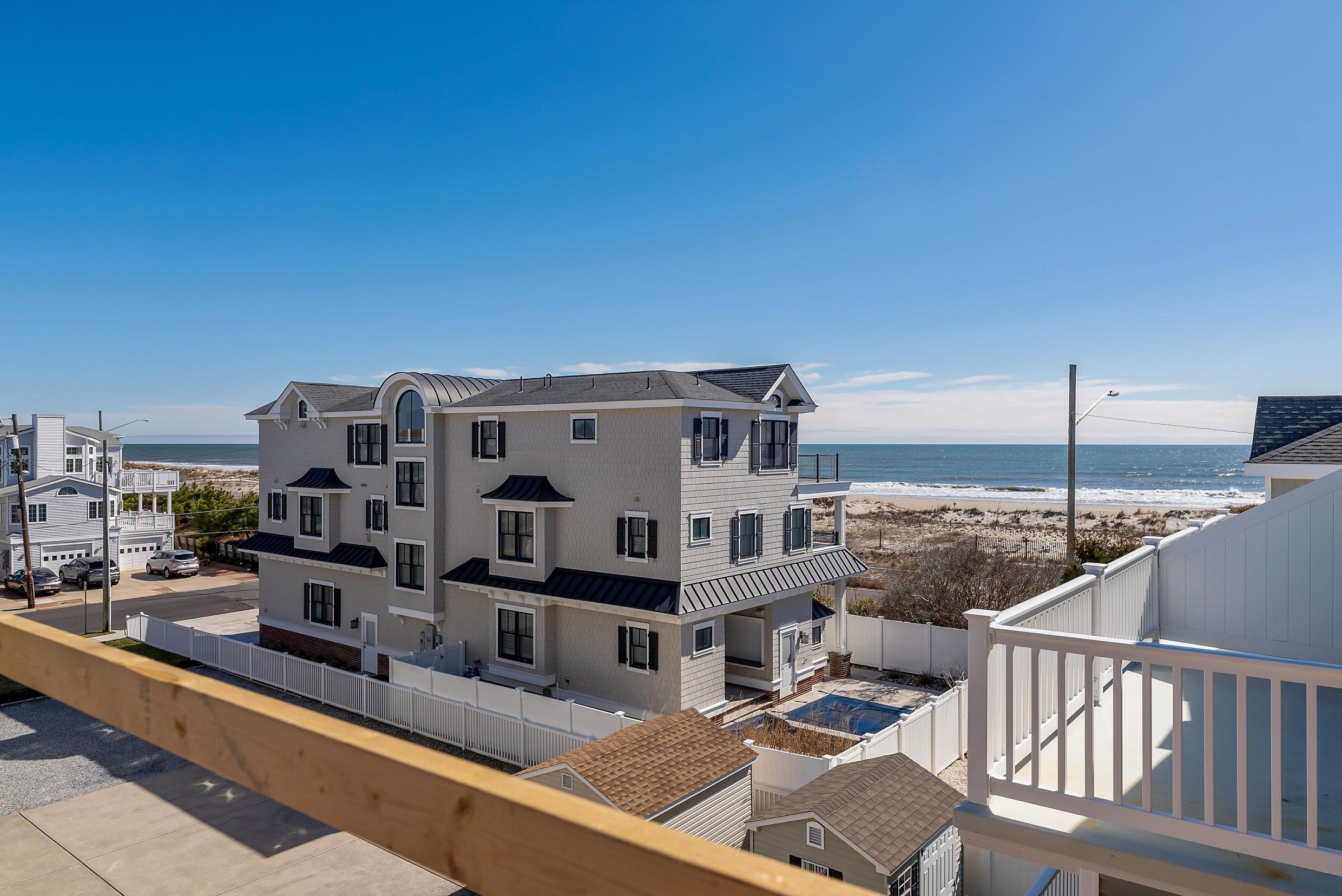 19 48th Street #NORTH UNIT, Sea Isle City, New Jersey image 4