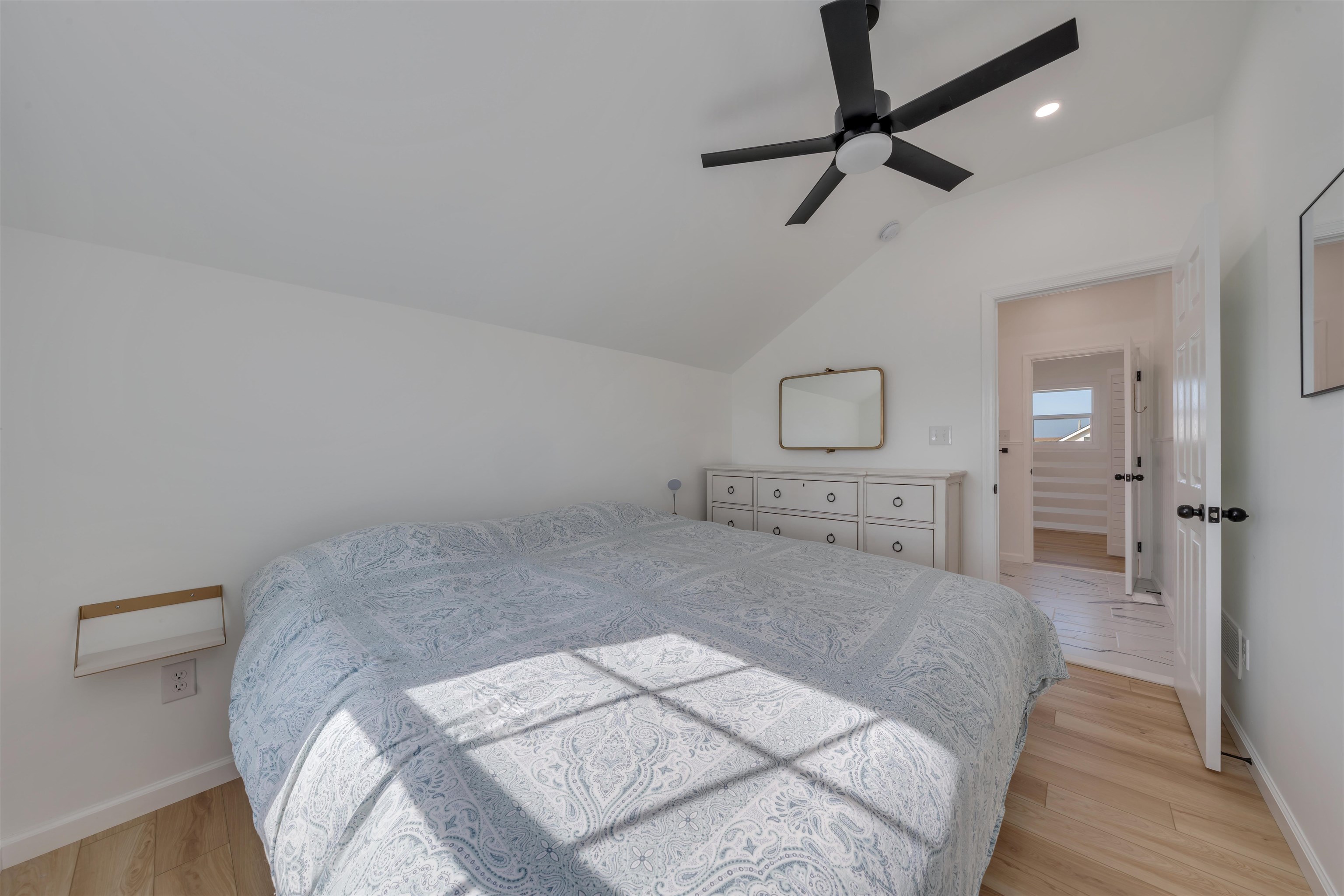 223 W 11th Street, North Wildwood, New Jersey image 19