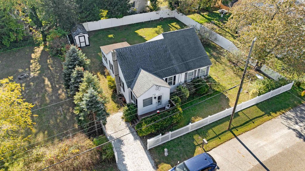 Photo of 18 Warwick Road, Villas, NJ 08251 (MLS # 260430)