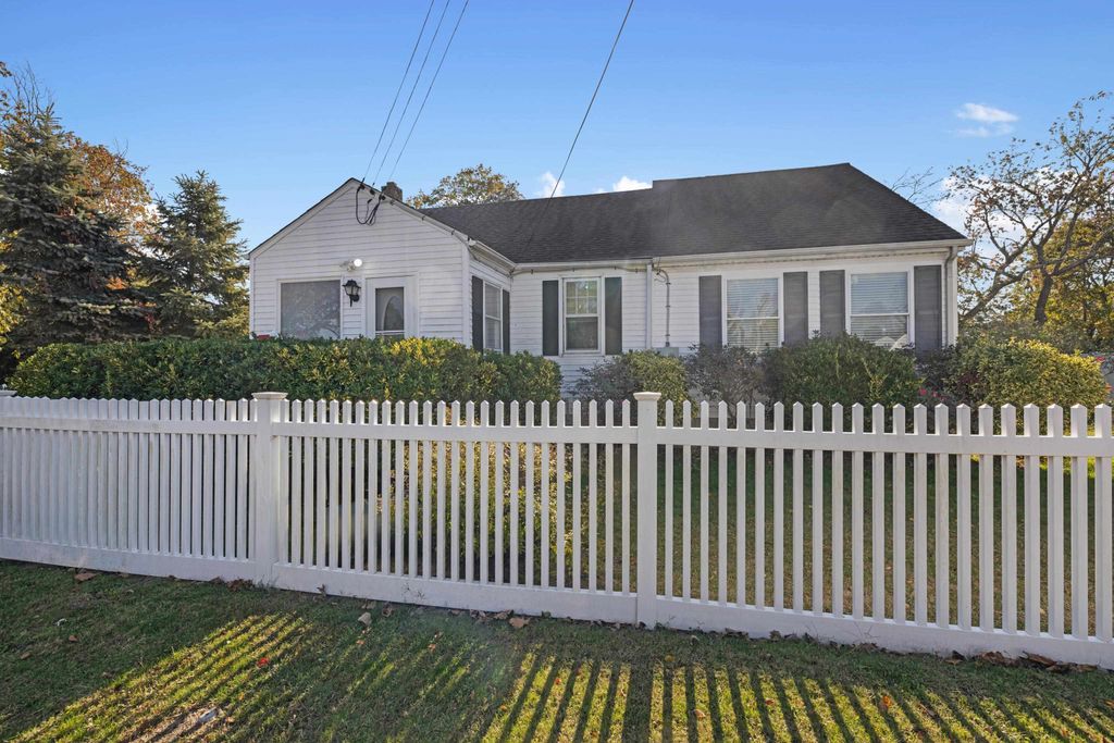 Photo of 18 Warwick Road, Villas, NJ 08251 (MLS # 260430)