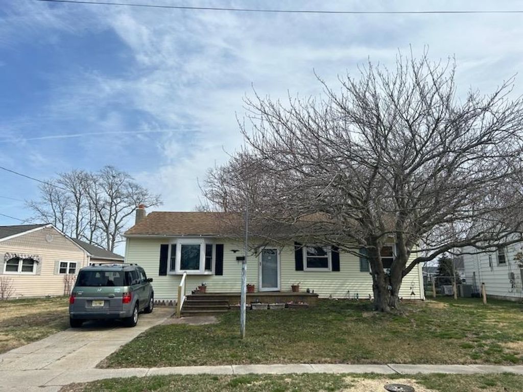 Photo of 318 Linden Lane Ln, Rio Grande, NJ 08242 (MLS # 260634)