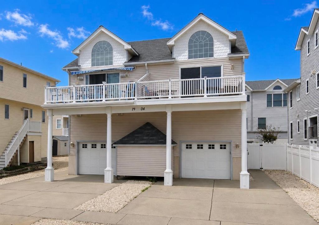 Photo of 7904 Landis Avenue #SOUTH, Sea Isle City, NJ 08243 (MLS # 261435)