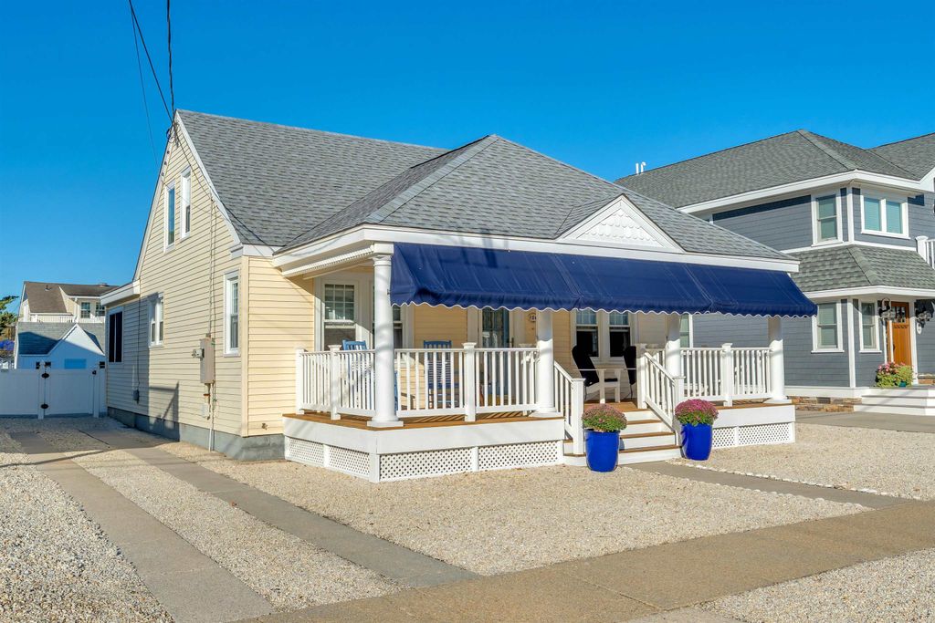 Photo of 154 98th Street, Stone Harbor, NJ 08247 (MLS # 252869)