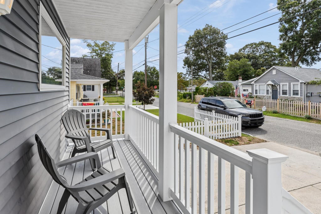 Photo of 149 E Bates Avenue, Villas, NJ 08251 (MLS # 262492)