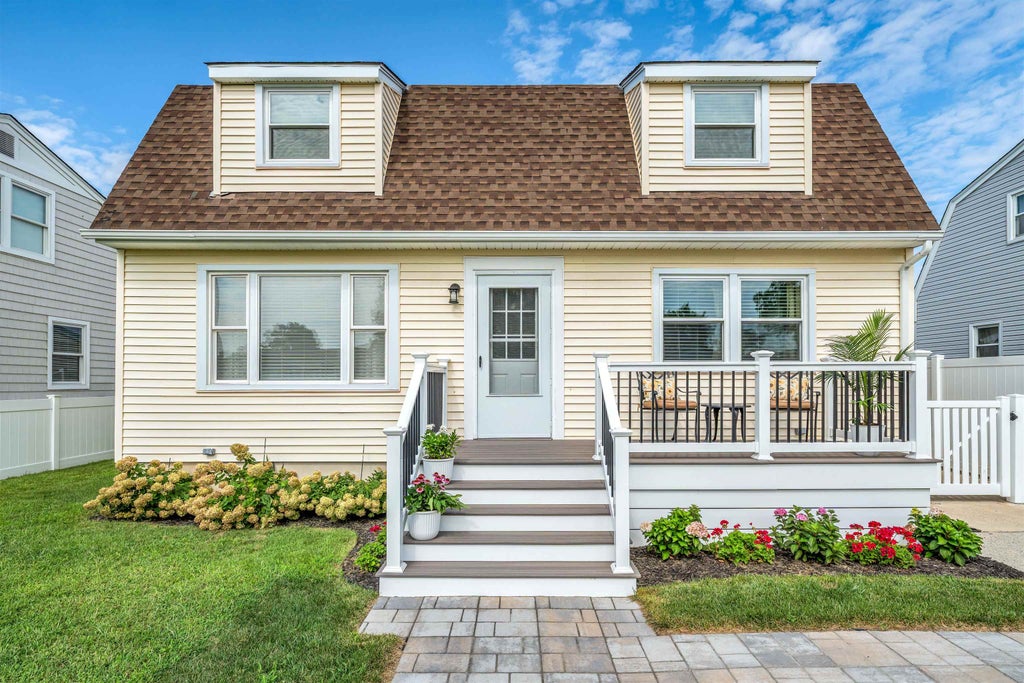Photo of 219 Broadway, Villas, NJ 08251 (MLS # 262485)