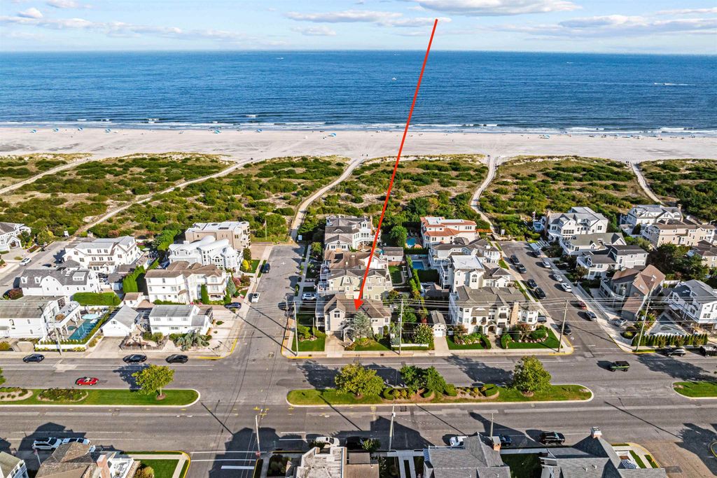 Photo of 6229 Dune Drive, Avalon, NJ 08202 (MLS # 242637)