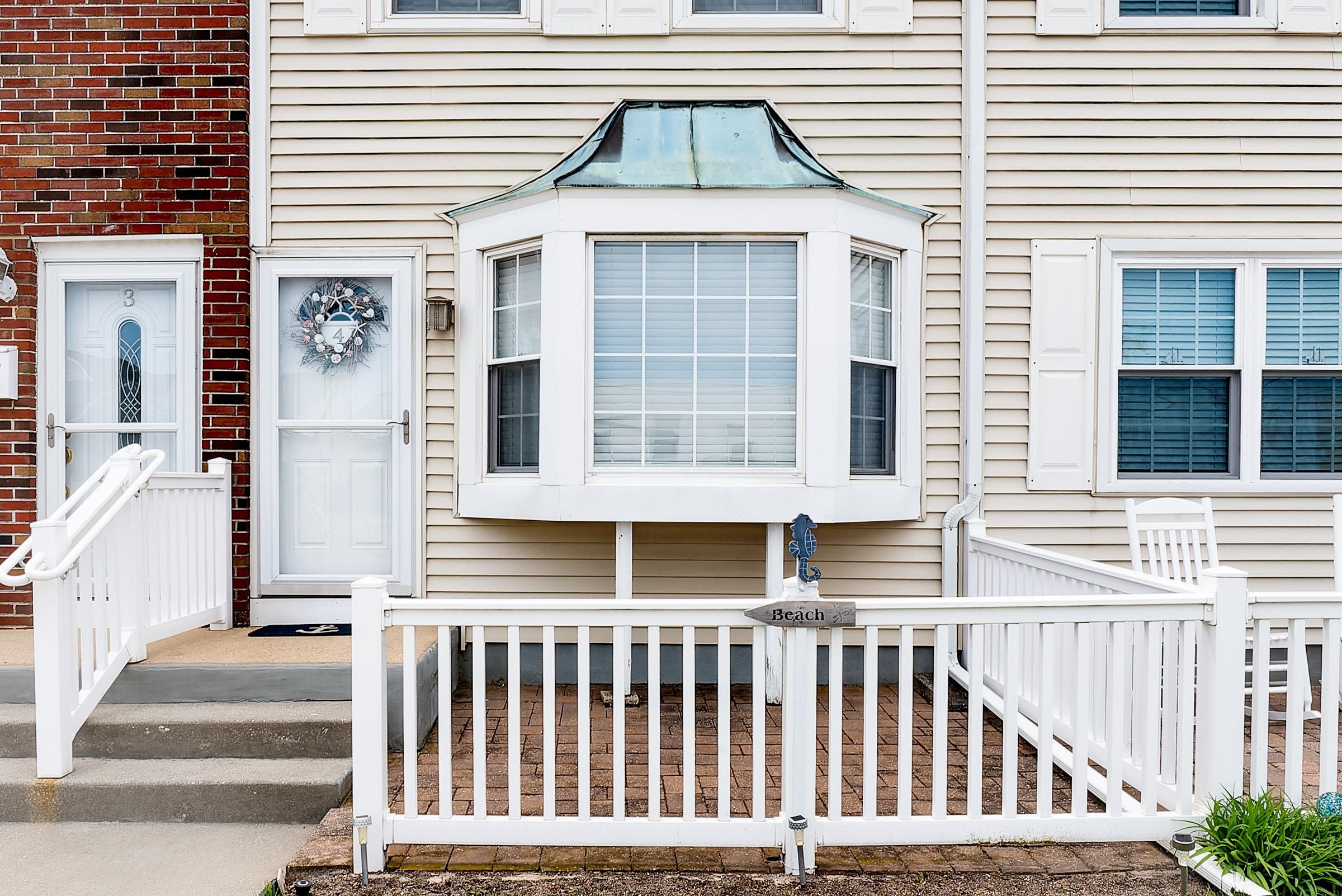 3300 W Brigantine Avenue 4