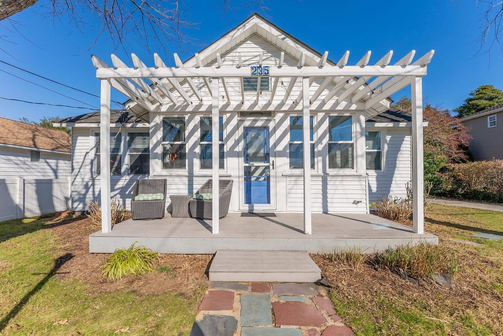 Photo of 235 W Bates Avenue, Villas, NJ 08251 (MLS # 253484)