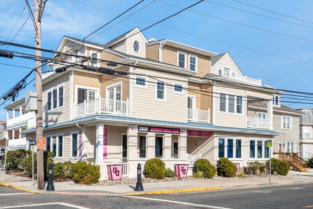 Photo of 3814 Landis Avenue #1, Sea Isle City, NJ 08243 (MLS # 253047)
