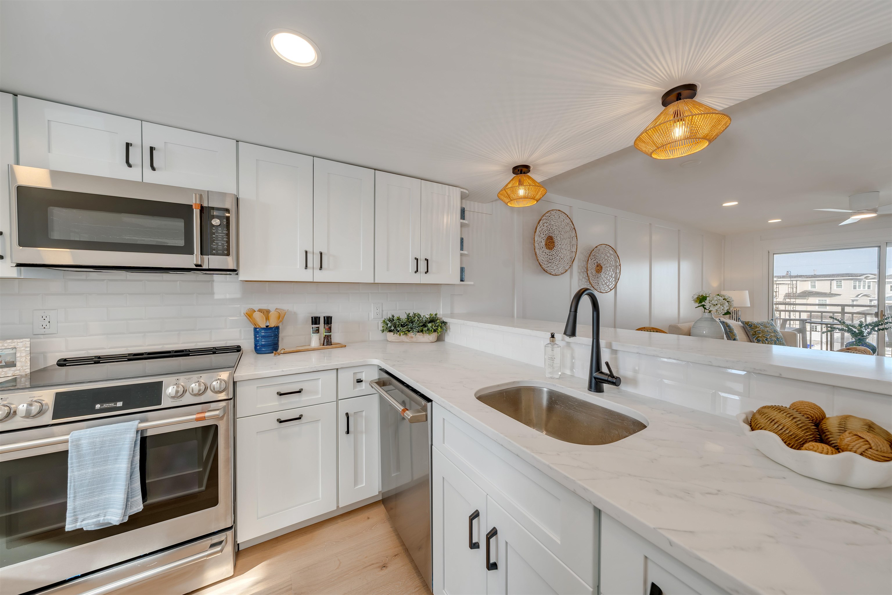 700 First Avenue 305