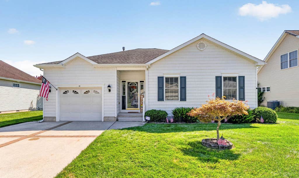 Photo of 69 Wynndemere Court, Cape May Court House, NJ 08210 (MLS # 262307)