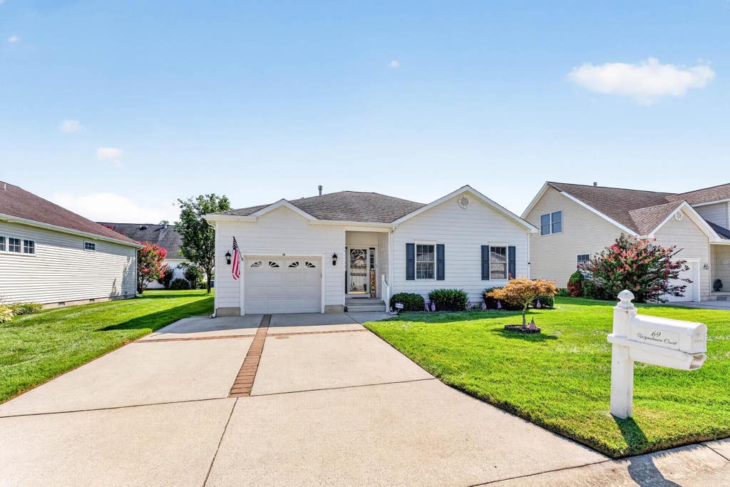 Photo of 69 Wynndemere Court, Cape May Court House, NJ 08210 (MLS # 262307)