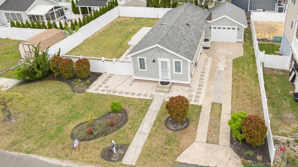 Photo of 227 Spruce Avenue, Villas, NJ 08251 (MLS # 261260)