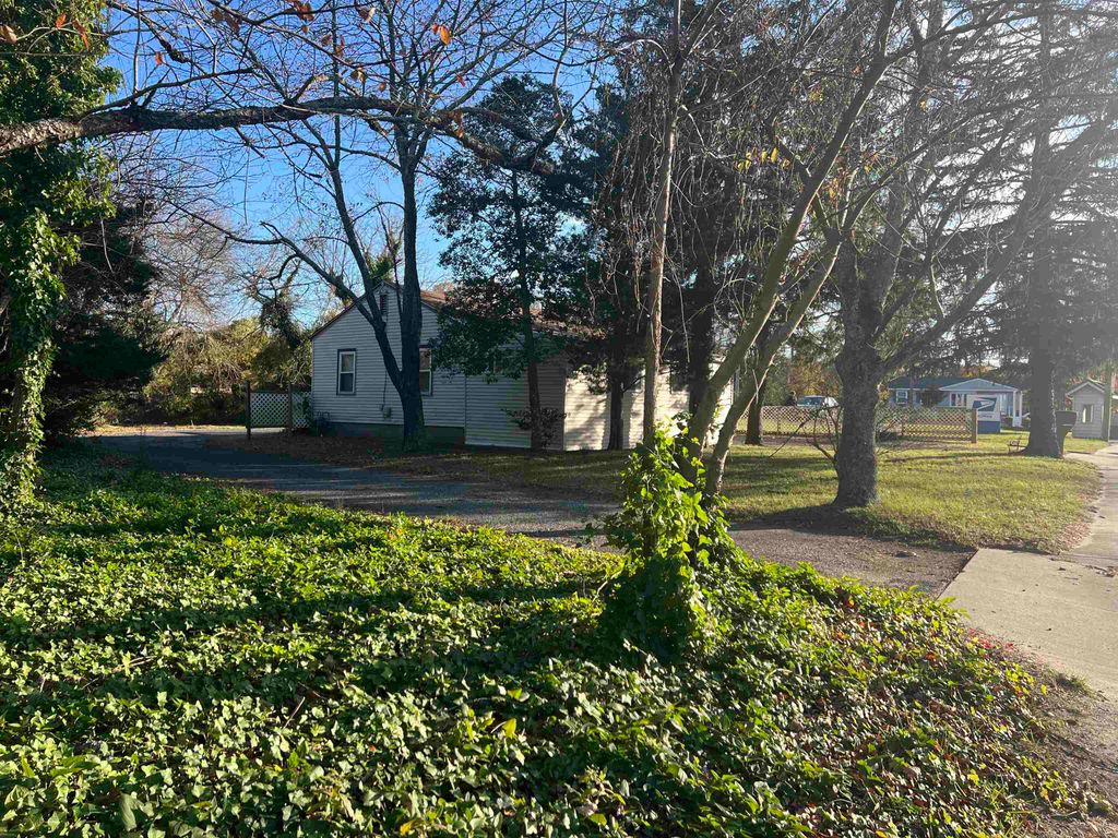 Photo of 1706 Rt 9, Whitesboro, NJ 08210 (MLS # 260038)