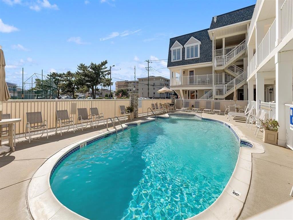 177 80th Street #104, Avalon, New Jersey image 2
