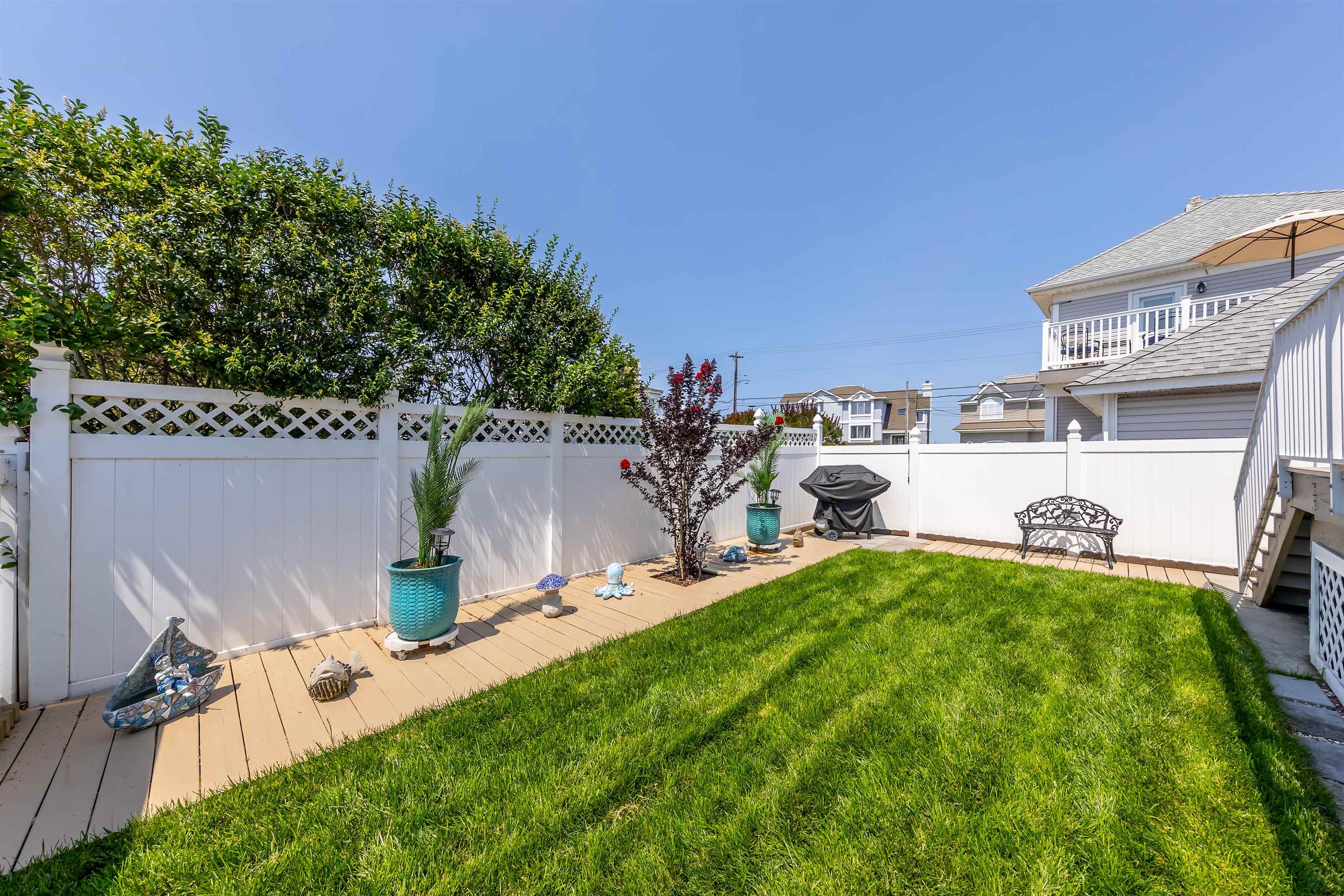 124 W Palm Road 124