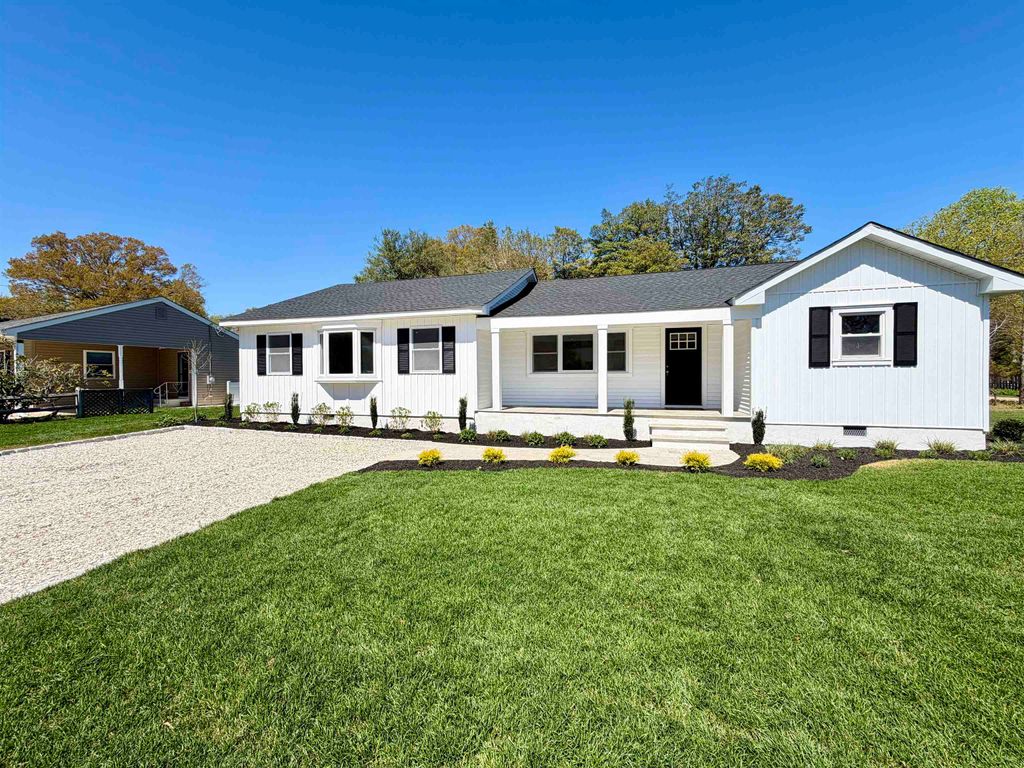 Photo of 706 Bennett Road, Cape May Court House, NJ 08210 (MLS # 261075)