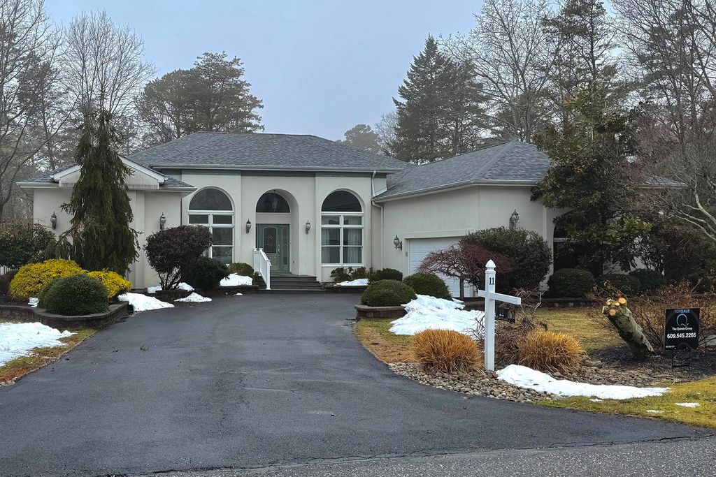 Photo of 11 Holly Knoll Drive, Cape May Court House, NJ 08210 (MLS # 260519)