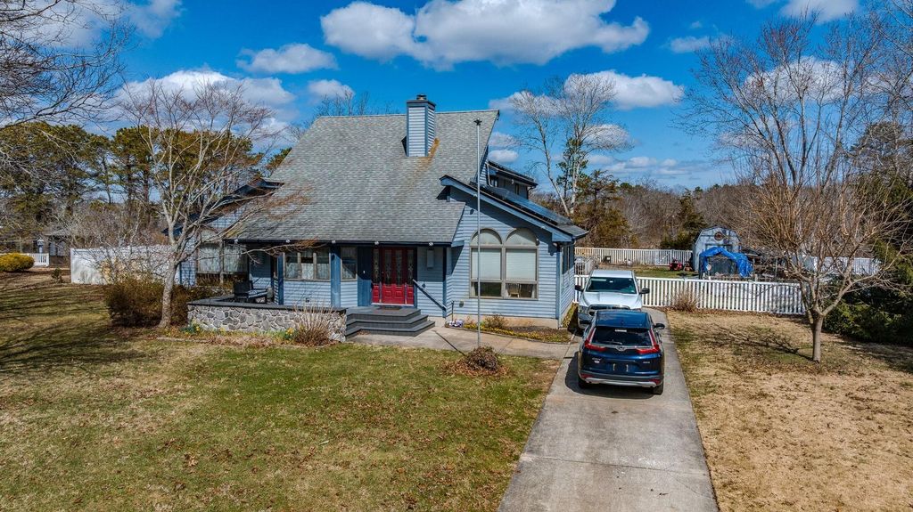 Photo of 43 Acorn Lane, Cape May Court House, NJ 08210 (MLS # 260696)