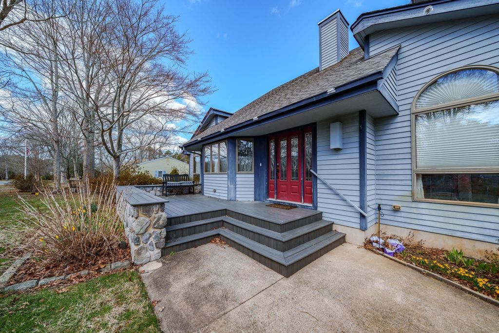 Photo of 43 Acorn Lane, Cape May Court House, NJ 08210 (MLS # 260696)