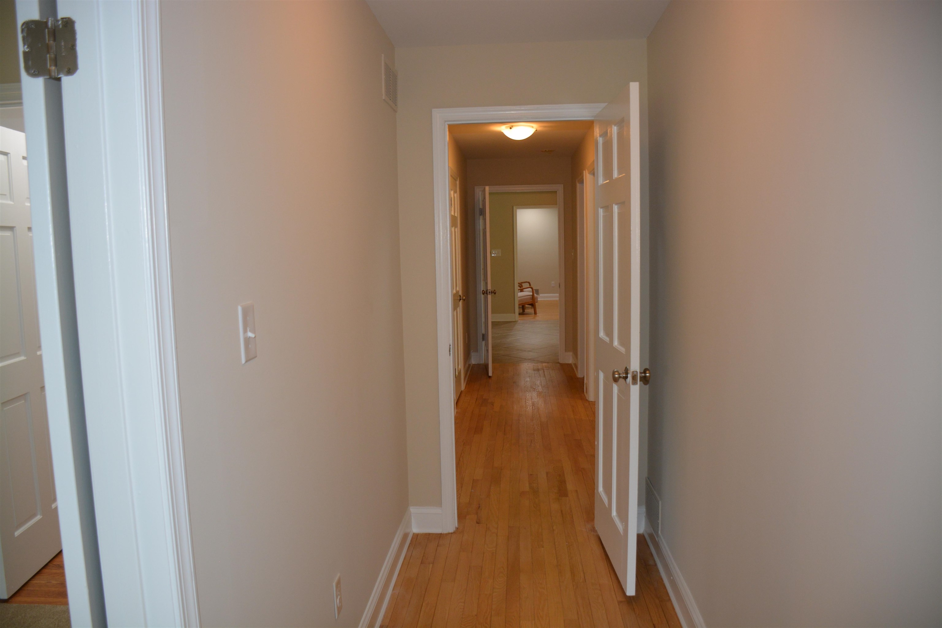 Erma, New Jersey 08204, United States, 4 Bedrooms Bedrooms, ,4 BathroomsBathrooms,Residential,Pending,52539