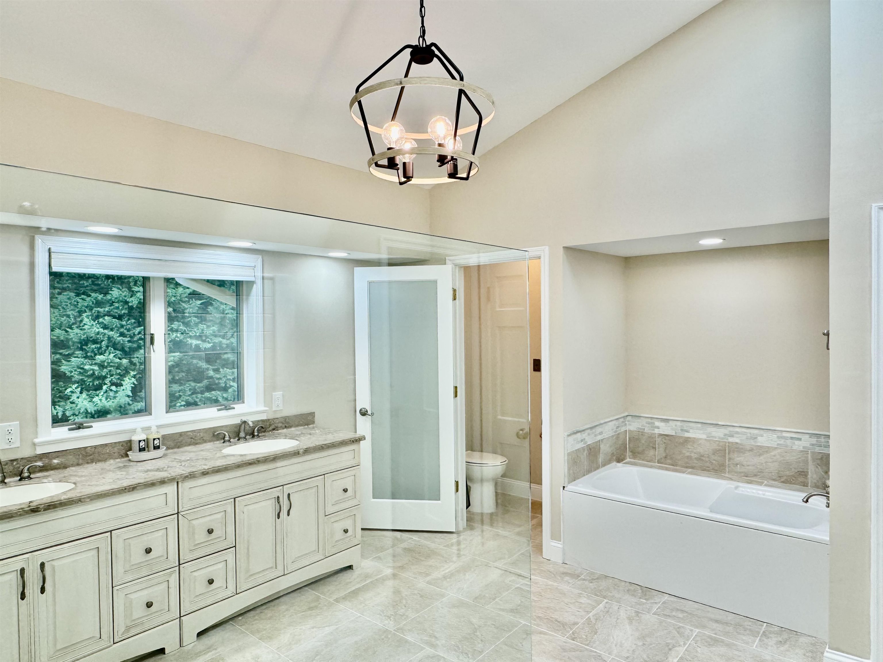 Erma, New Jersey 08204, United States, 4 Bedrooms Bedrooms, ,4 BathroomsBathrooms,Residential,Pending,52539