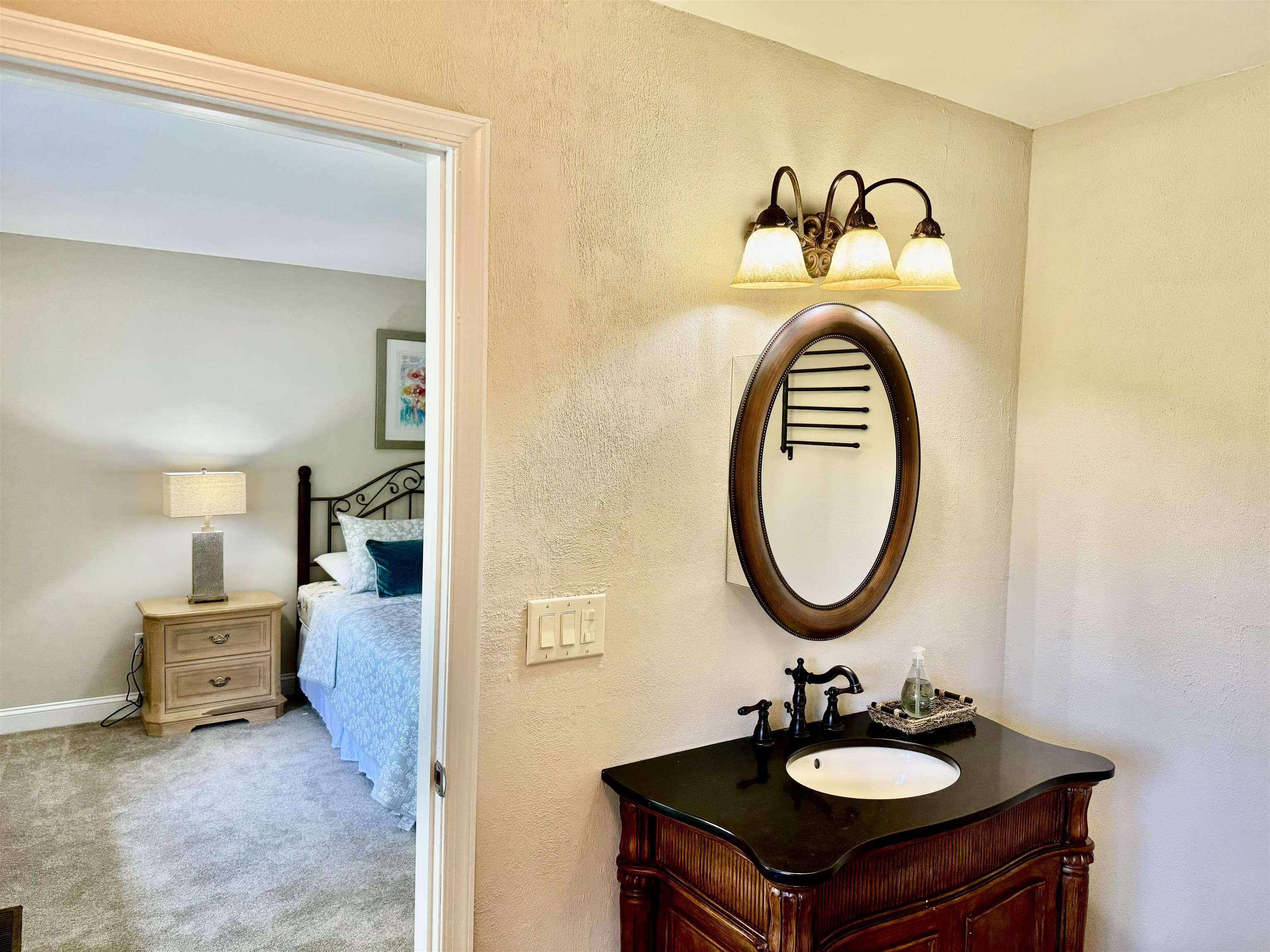 Erma, New Jersey 08204, United States, 4 Bedrooms Bedrooms, ,4 BathroomsBathrooms,Residential,Pending,52539