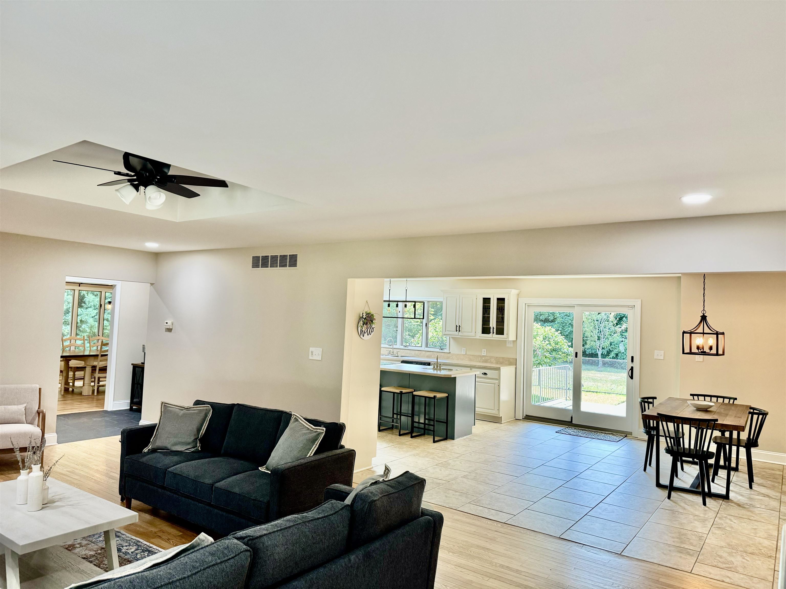 Erma, New Jersey 08204, United States, 4 Bedrooms Bedrooms, ,4 BathroomsBathrooms,Residential,Pending,52539