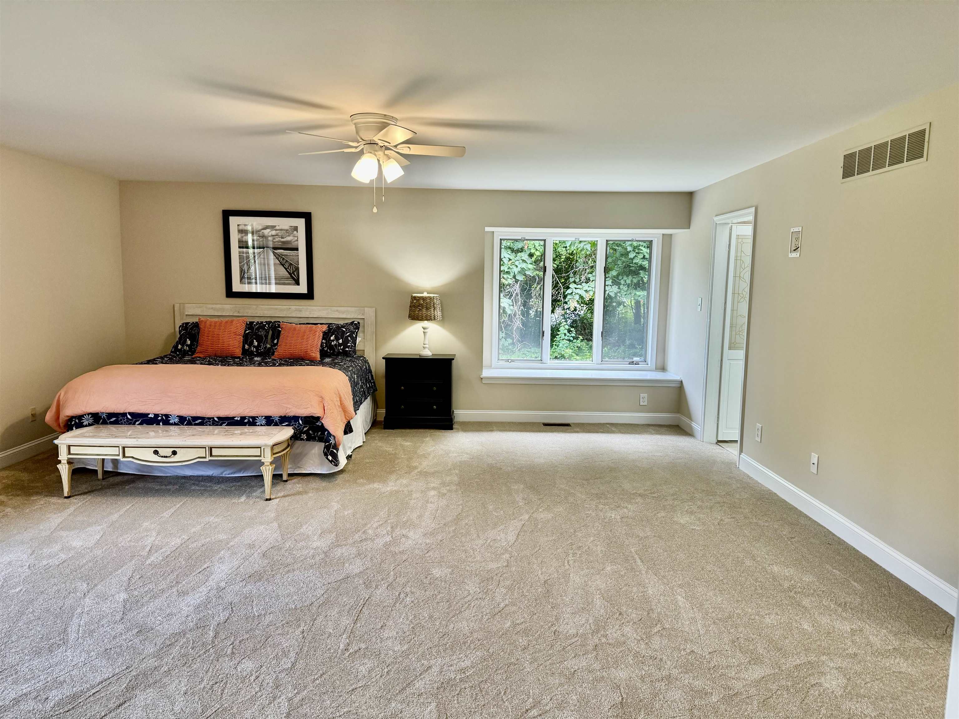 Erma, New Jersey 08204, United States, 4 Bedrooms Bedrooms, ,4 BathroomsBathrooms,Residential,Pending,52539