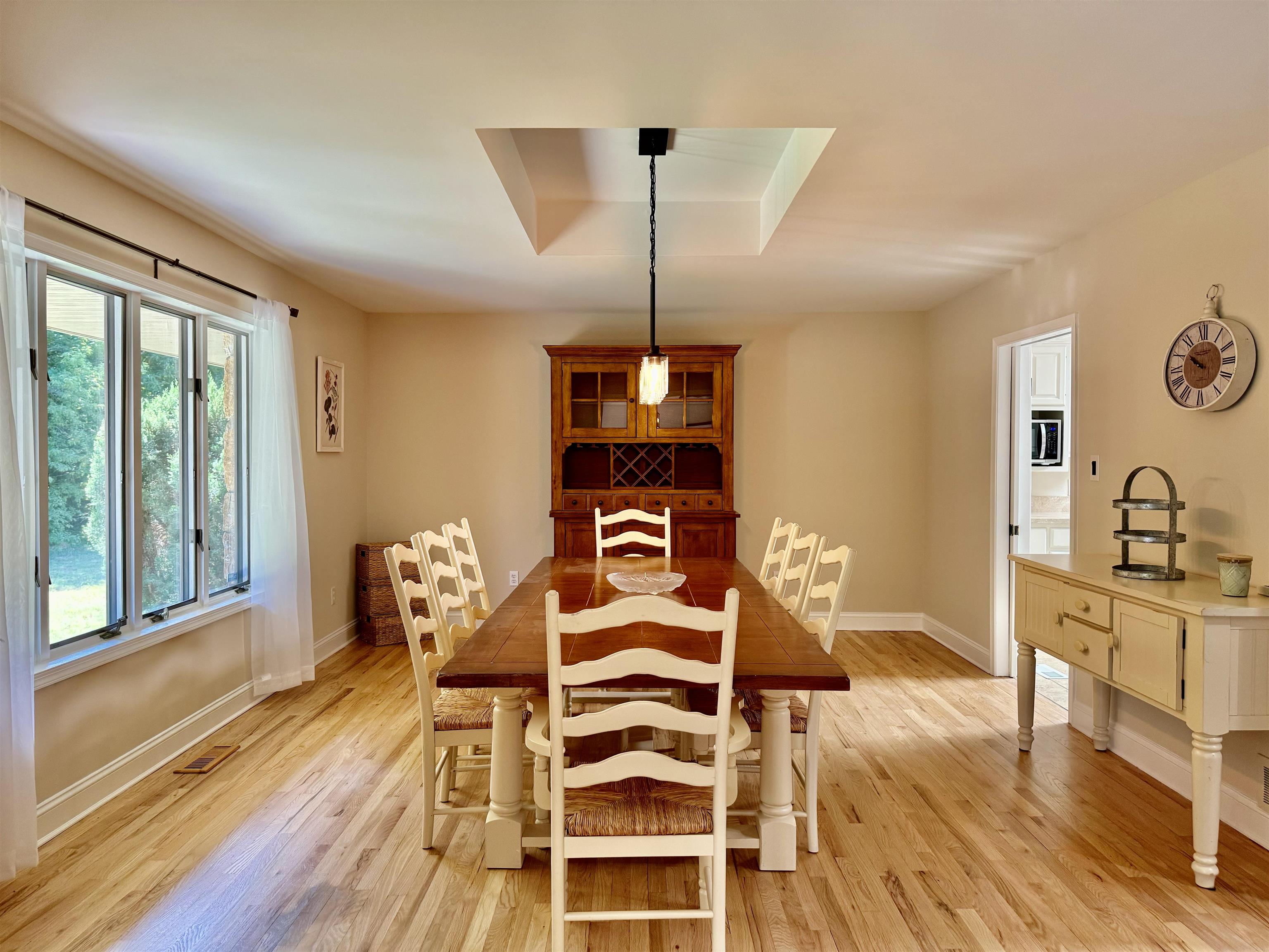 Erma, New Jersey 08204, United States, 4 Bedrooms Bedrooms, ,4 BathroomsBathrooms,Residential,Pending,52539