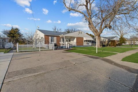 Multifamily For Sale - 1351 Virginia Avenue<br/> Cape May, NJ 08204