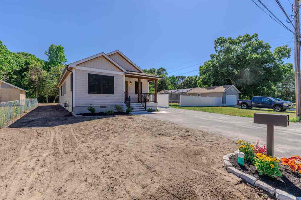 Photo of 315 Reeves St ST, Cape May Court House, NJ 08210 (MLS # 261713)