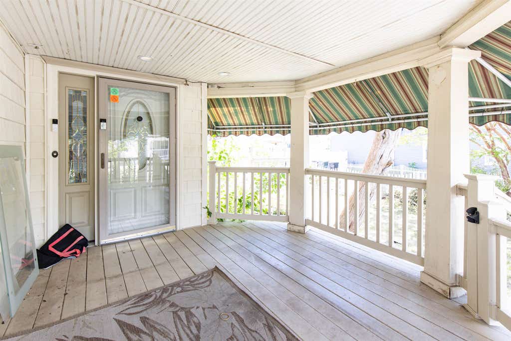 Photo of 141-143 E Bennett Avenue, Wildwood, NJ 08260 (MLS # 261607)