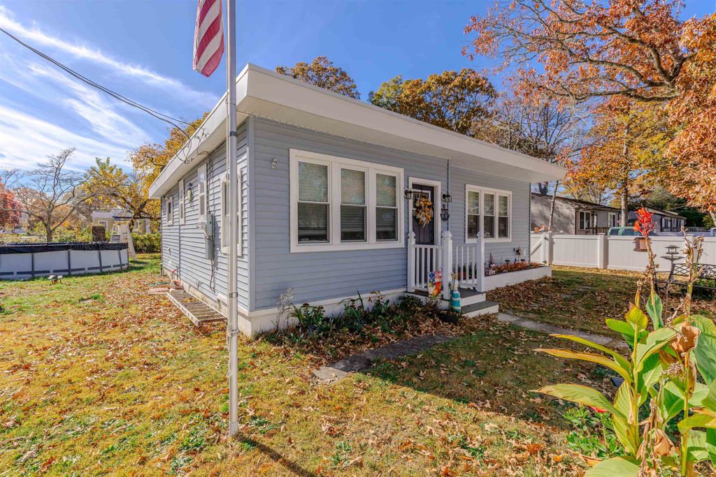 Photo of 226 E New York Avenue, Villas, NJ 08251 (MLS # 253358)
